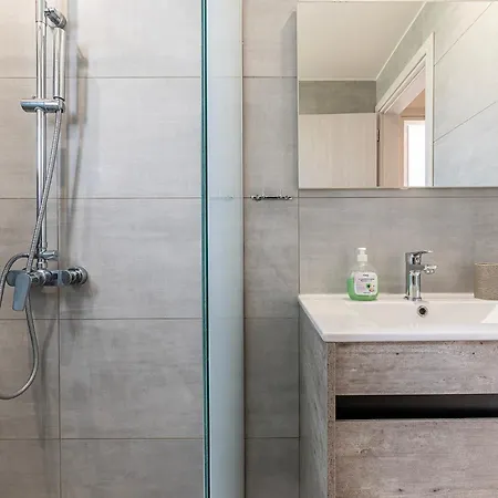 Olive Tree Garden Linopotis