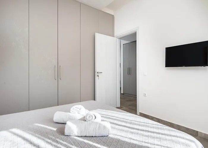 Olive Tree Garden Linopotis