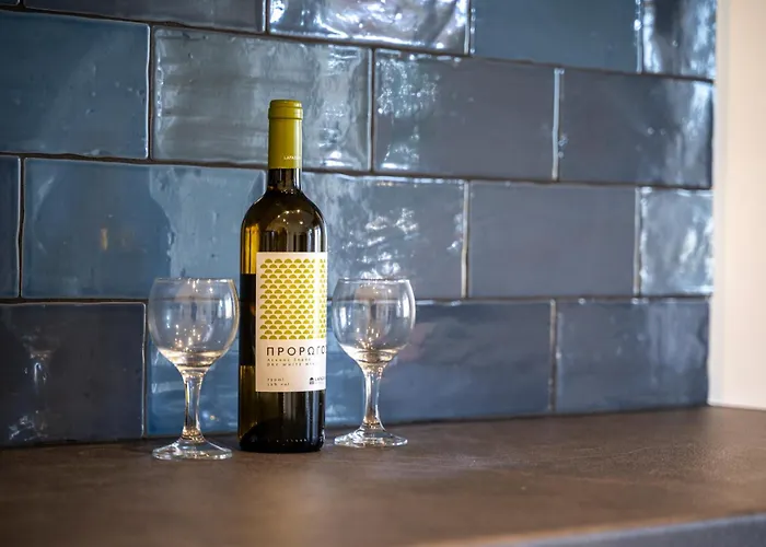 Olive Tree Garden Linopotis