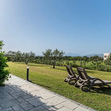 Nyaraló Olive Tree Garden Linopotis