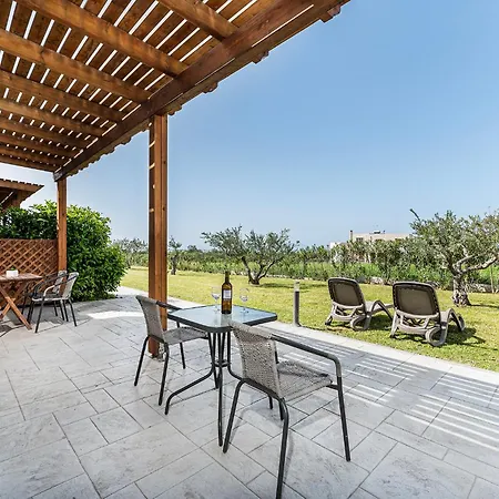 Olive Tree Garden Dom wakacyjny Linopotis