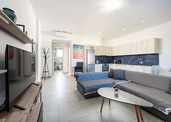 Holiday home Olive Tree Garden Linopotis